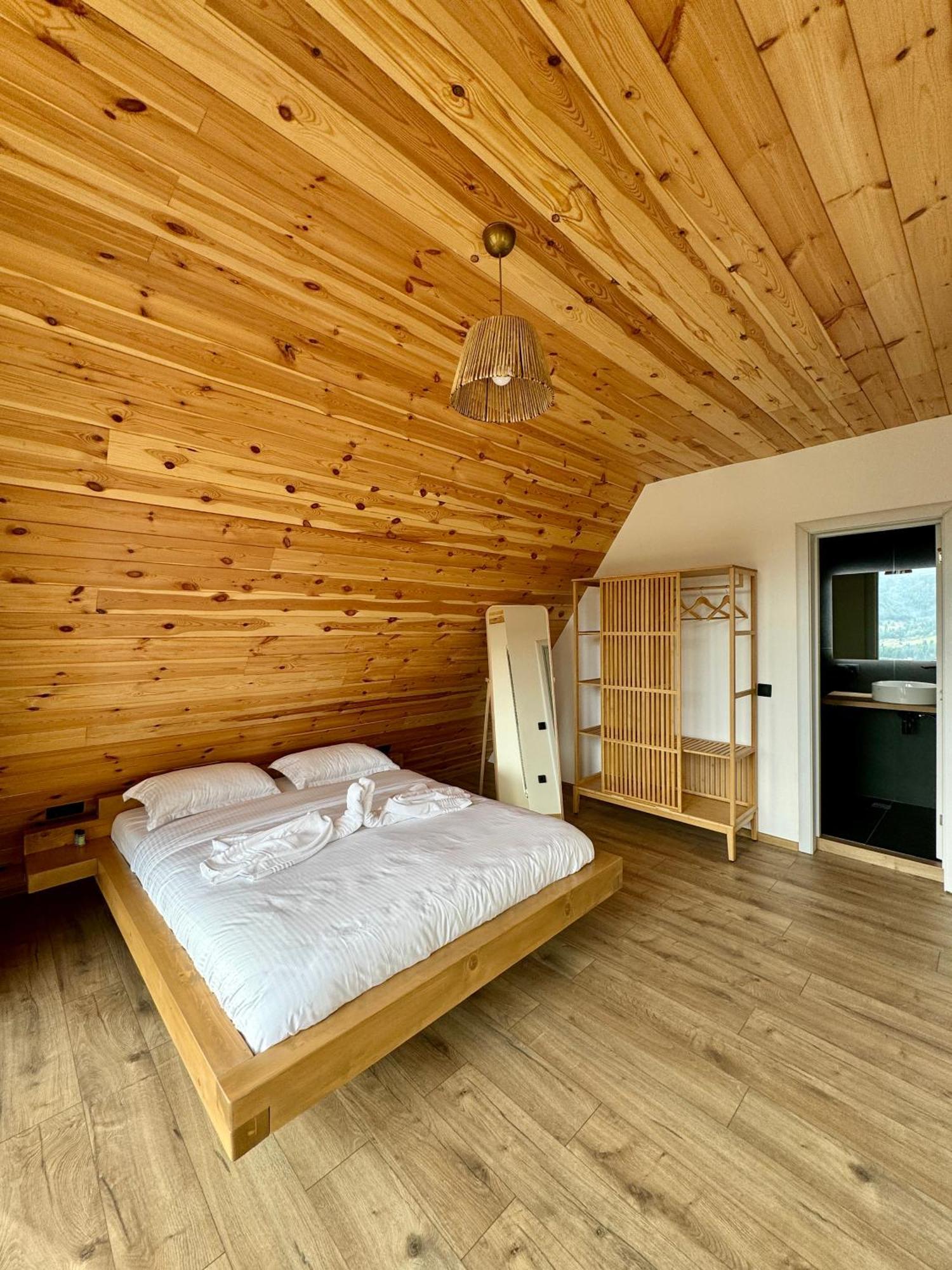 A-frame Belvedere Lodge