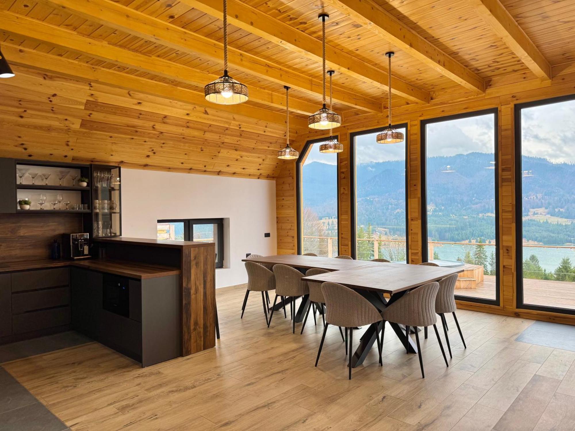 A-frame Belvedere Lodge *